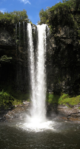 geo:lat=045455457 geo:lon=3671720982 geotagged aberdares waterfall kenya set:name=200911kenya 0tagged chaniafalls central tusha