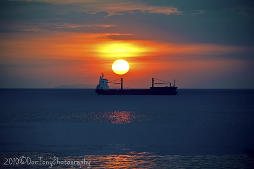 ocean sunset sky sun seascape water clouds bay boat nikon ship horizon philippines manila d3 70200f28vr doctony