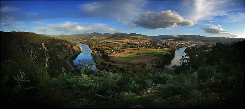 autostitch panorama tasmania pulpitrock derwentriver project365 newnorfolk 7frames pad2010