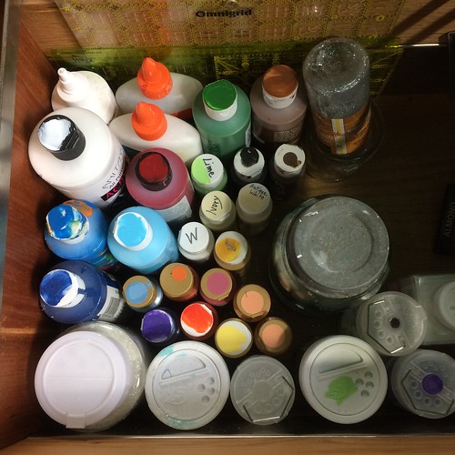 Paint drawer