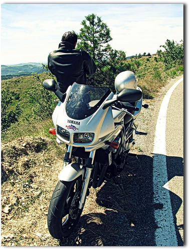 panorama man italia view uomo motorbike happybirthday moto yamaha biker homme fazer mylove auguri motociclista capannedimarcarolo altaviadeimontiliguri pianidipraglia 12102010buoncompleanno céndeprâgia
