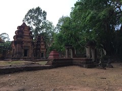 Temple Preah Enkosai