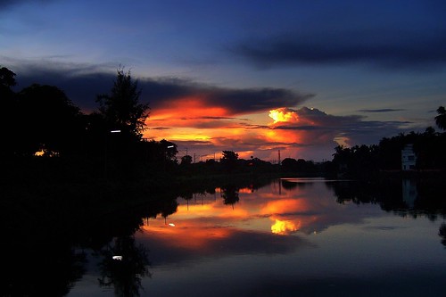 sunset sky cloud india lake reflection pool landscape evening twilight sundown dusk westbengal lopamudra