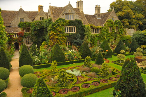 Abbey House and Formal Gardens 