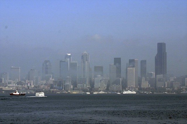 20070926 Seattle Downtown Fog 2