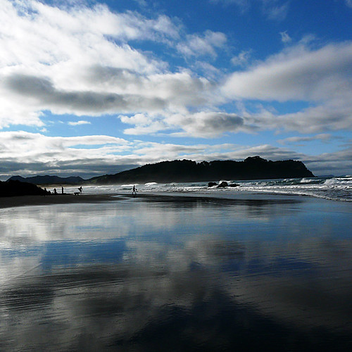 sea newzealand sky reflection beach nature clouds silhouettes superaplus aplusphoto bestcapturesaoi tripleniceshot