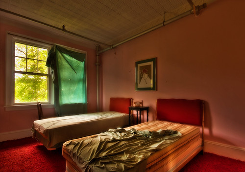 new york old red walter vacation urban ny abandoned window vintage photography hotel high bedroom nikon rooms dynamic decay room arnold adler sharon resort urbanexploration springs sheet exploration range hdr decaying hdri urbex d300 sharonsprings