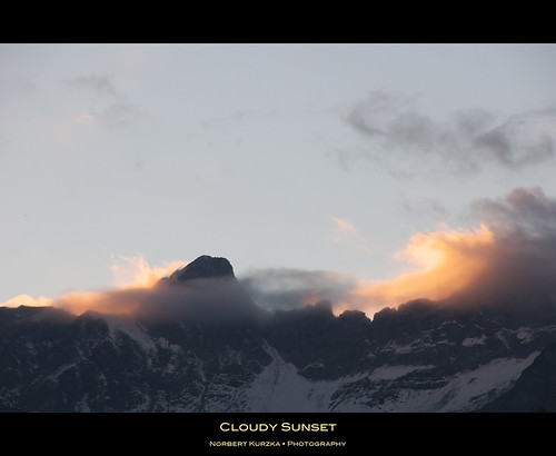 blue sunset sky orange cloud mountain nikond90 afsvrnikkor18200mm13556ged