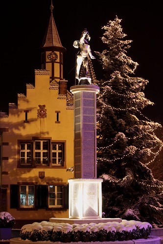 old city schnee winter snow statue canon germany deutschland eos hall amor 55 rathaus 250 altes 550d heitersheim