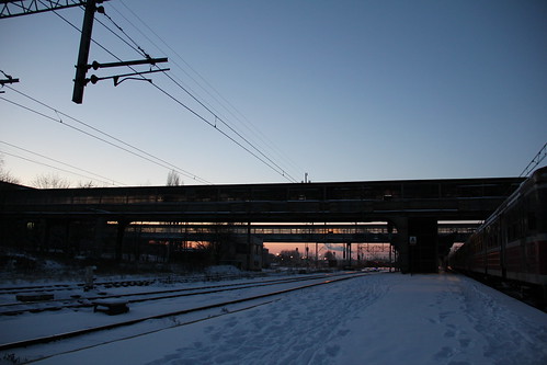 railroad winter sunset snow station canon evening dusk poland polska rail railway pkp głogów lowersilesia dolnośląskie dolnyśląsk canoneos550d canonefs18135mmf3556is