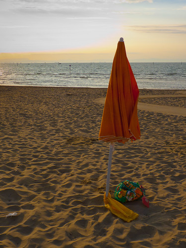 morning italien sea sky italy sun beach strand sunrise meer himmel sunshade sonne sonnenaufgang morgen goldenhour lignano sonnenschirm lignanosabbiadoro