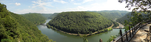 trees summer lake river view scenic panoramic wv westvirginia overlook allrightsreserved 2010 newriver hawksnest appalachianmountains loches wildwonderfulwestvirginia ©allrightsreserved hawksneststatepark rcvernors midlandtrail rickchilders copyright2010 hawksnestpanorama hawksnestlake