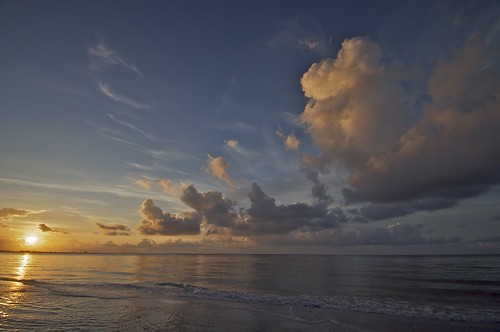 sea beach water clouds sunrise reflections nikon florida sanibelisland 2010 soutwestflorida d5000 nikond5000