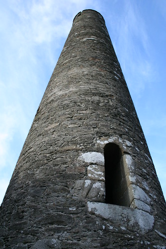 2010.02.28 06 Glendalough 097 Round Tower