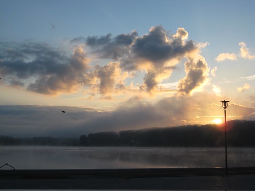 morning sun fog clouds sunrise see oracle nebel strasse wolken tiefer sonne sonnenaufgang potsdam brandenburg berliner vorstadt havel schiffbauergasse