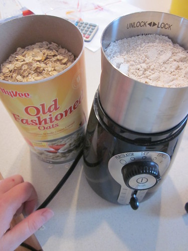 Oatmeal in the blender, Creative Commons