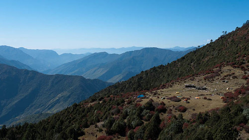 nepal mountains trekking trek walking geotagged hills snowcapped himalaya makalu basecamptrek greathimalayatrail 2009ghttrek geo:lat=2778567390841337 geo:lon=8740740440500674 thegreathimalayantrail wwwthegreathimalayatrailorg