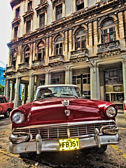 Old Car in Cuba (2).-