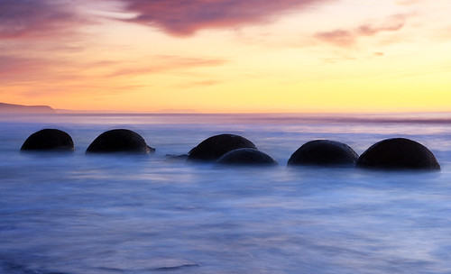 newzealand boulders nz moeraki photocontesttnc10