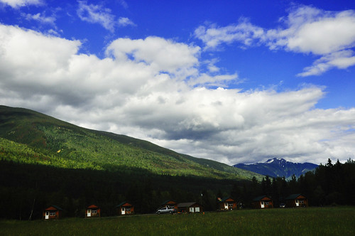 travel vacation mountains landscape bc britishcolumbia scenic accommodations mcbride 2010 cabins