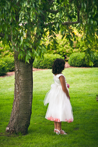 friends people usa june iso100 unitedstates michigan events parchment noflash 100mm northamerica kalamazoo weddings locations 2010 beforetheceremony ef100mmf2usm camera:make=canon exif:make=canon exif:focal_length=100mm exif:iso_speed=100 canoneos7d geo:state=michigan apertureprioritymode selfrating5stars 1400secatf20 geo:countrys=usa camera:model=canoneos7d exif:model=canoneos7d exif:aperture=ƒ20 exif:lens=ef100mmf2usm june262010 geo:city=parchment parchmentmichiganusa subjectdistance764m geo:lat=423246154 geo:lon=85568041266667 42°192862n85°34495w bennandmindywolfeswedding06262010 thefountainsbanquetcenter