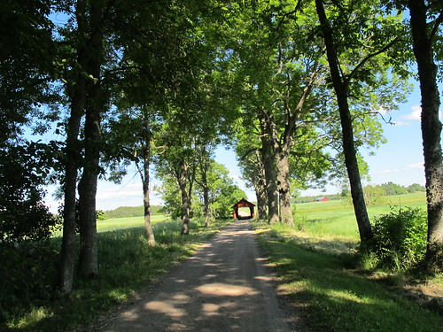 bridge sweden covered coveredbridge skövde västragötaland tidan vaholm