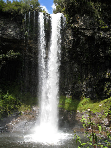 aberdares geo:lon=3671720982 geotagged waterfall geo:lat=045455457 kenya set:name=200911kenya 0tagged chaniafalls central
