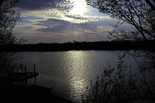 sunset water river illinois hennepin putnamcounty quantaray28200mmf3856 canoneos1dsmarki