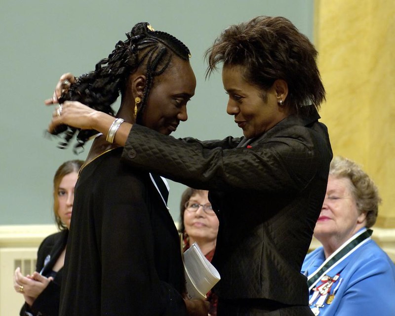Prix GouverneurE générale du Canada - Médaille remise par S.E. Michaelle  JEAN, Gouverneure général du Canada, octobre 2005 JPG- 960x768