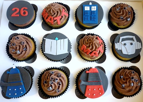 Doctor Who cupcake gift box