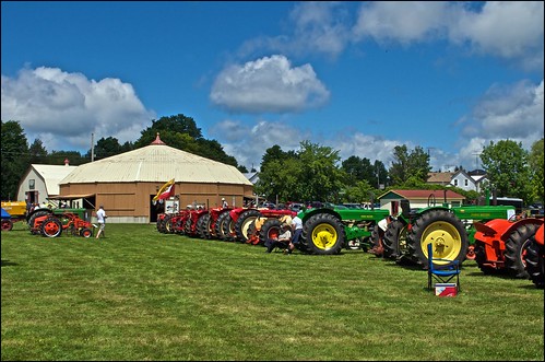 ontario cars fairground carousel trucks tractors roseneath showandshine