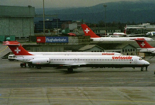 Swissair MD-81; HB-INE@ZRH;10.12.1994