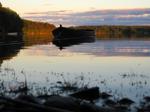 sunset lake water digital canon boat sweden småland ixus sverige vatten båt smaland sjö hultarp 110is bodanässjön bodanäs