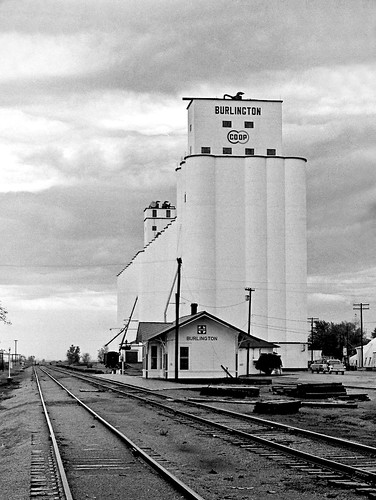 santa railroad oklahoma station burlington elevator grain depot fe atsf