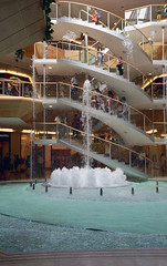 L02 Lyon mall