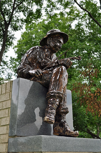 texas athens hendersoncounty memorial monument fiddler athensfiddlersassociationmonument