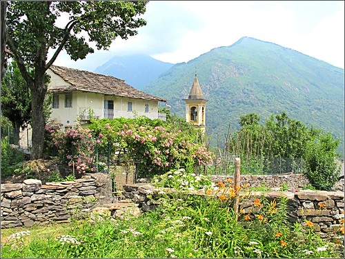 montagne village italie vco piémont crealla
