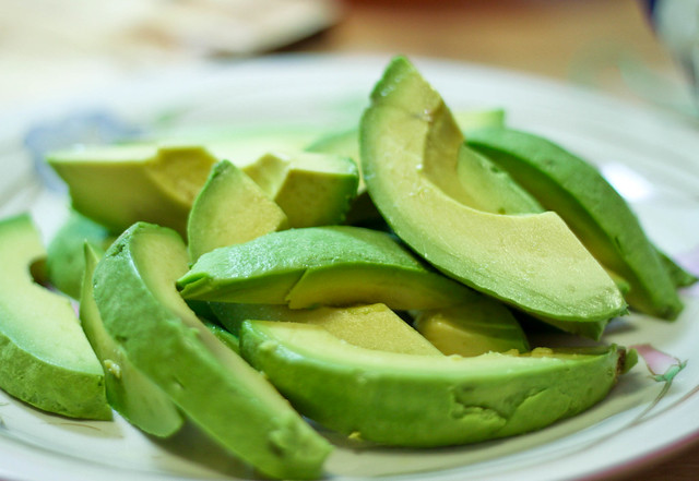 sliced avocados