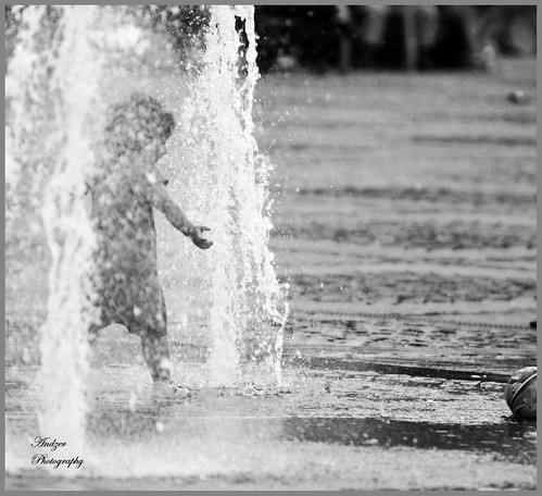 people bw wet wonderful is nikon andreas getting sometimes especially 2010 myfaves decisive d300 zervas andzer