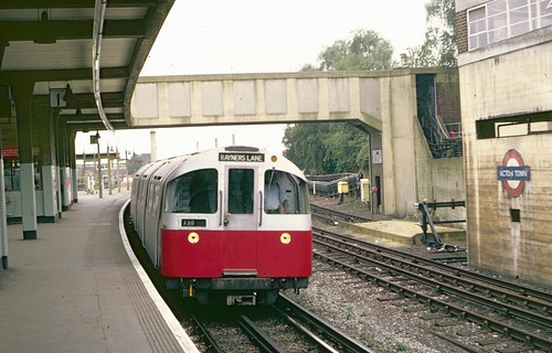 LT Piccadilly Line - Acton Town in 1981