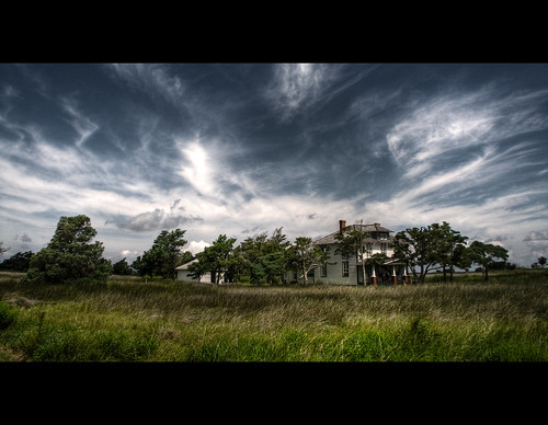park house abandoned home port photoshop island town nc fishing village ghost north center lookout national carolina portsmouth cape service outer shipping visitor hdr banks obx 3xp photomatix lightering
