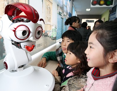 teacher-robot-south-korea