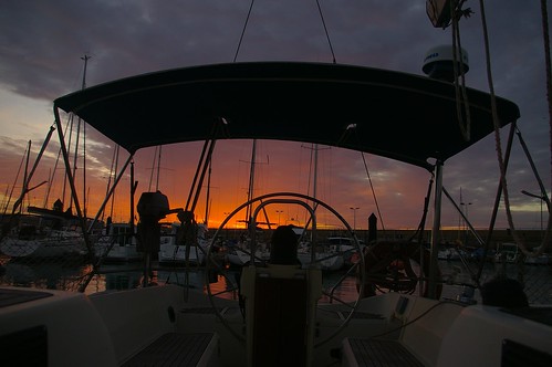 sea sun sunrise boat harbour cádiz