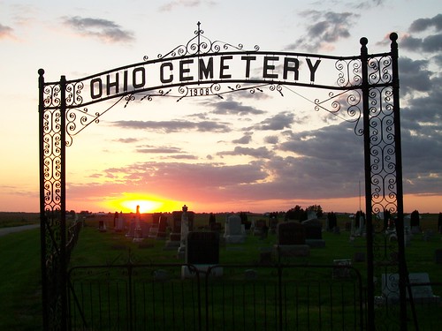 sunset cemetery gate moments iowa ohiocemetery localiowa