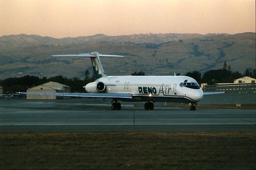 Reno Air MD-80 