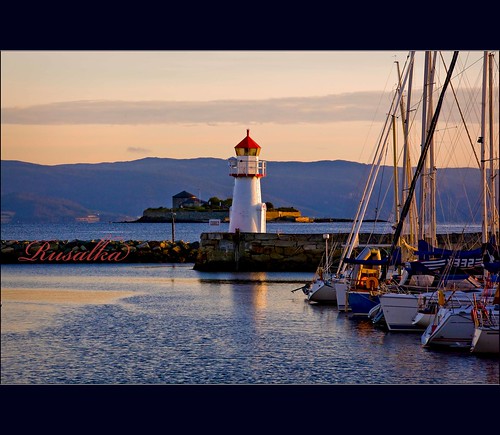 sea lighthouse norway sunrise pier trondheim rusalka