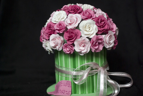 Bunch of roses cake