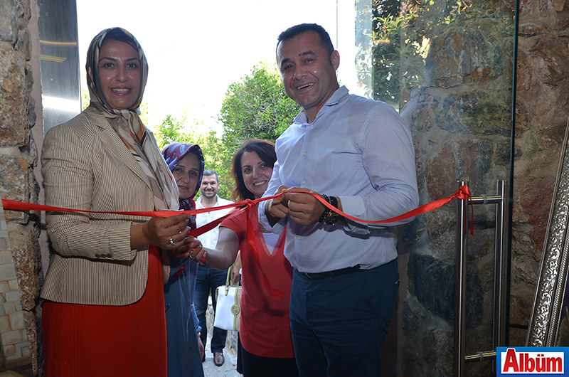 Sergi açılışı Alanya Belediye Başkanı Adem Murat Yücel tarafından yapıldı.