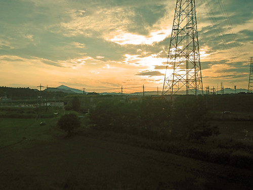 ibaraki japan sky travel mountain field cloud sunset 日本 茨城県 茨城 空 雲 日没 田圃 たんぼ 山 太陽 dusk