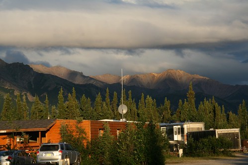 2010 alaska day0 healy mountains sunset